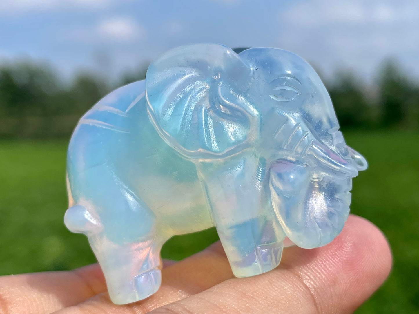 2.2''+ White Opalite quartz,quartz crystal,hand carved,Crystal Elephant,Elephant skull,Home Decoration Crystal Gifts